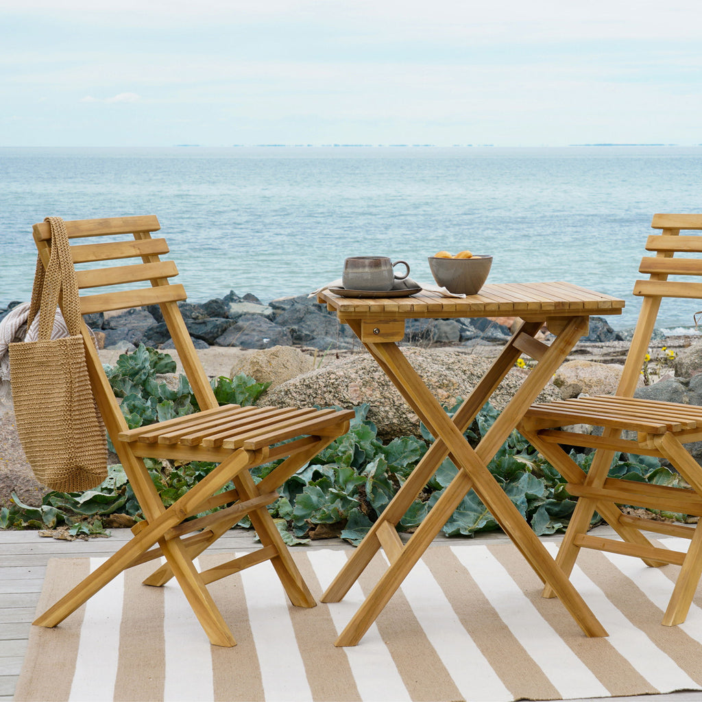 Table et chaise pliable pour l'extérieur naturel