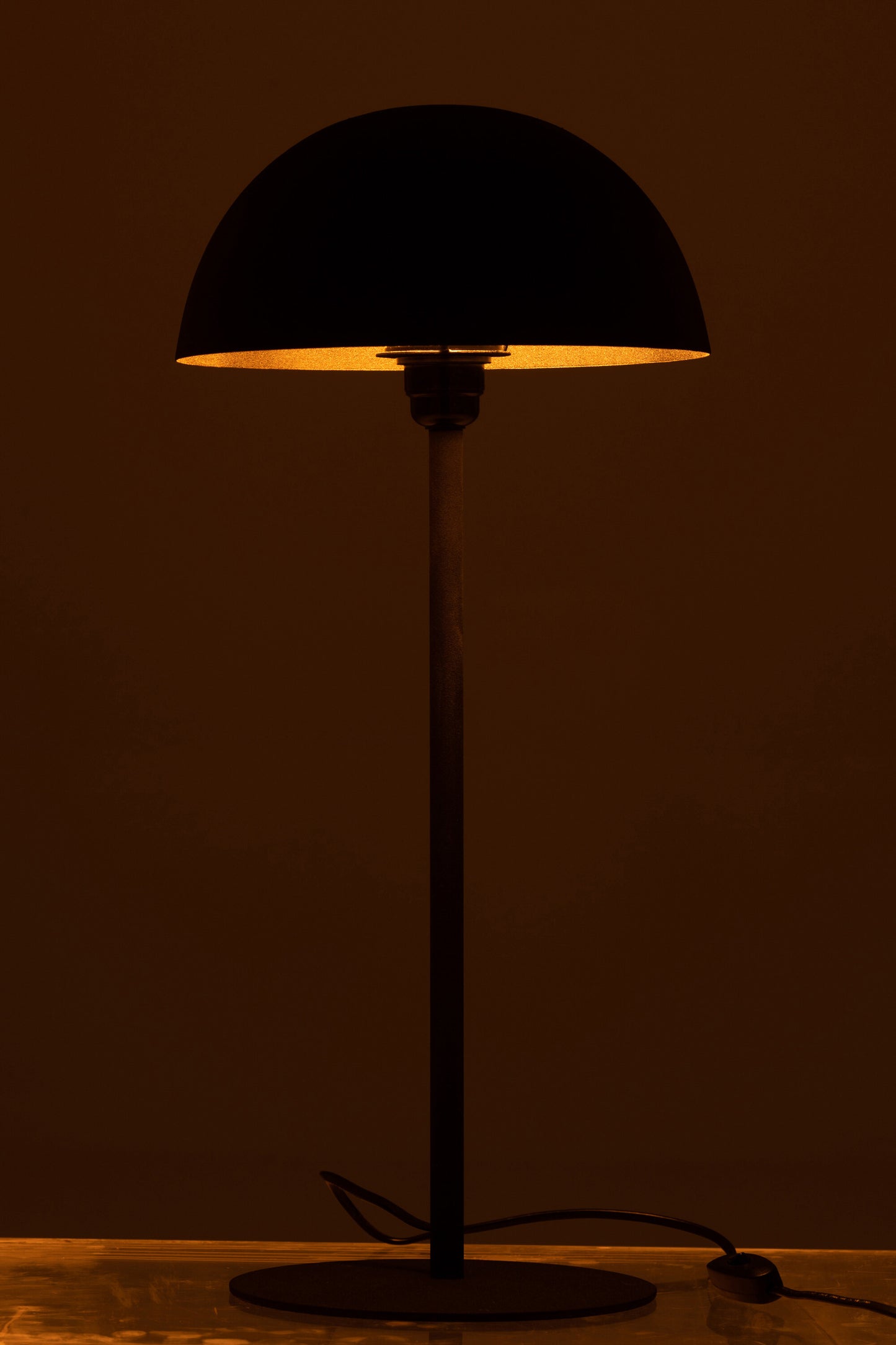 MATTE BLACK METAL MUSHROOM LAMP